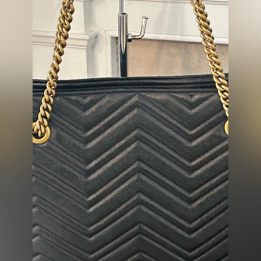 GUCCI GG Marmont Zip Tote Matelasse Leather EUC - Picture 5 of 15
